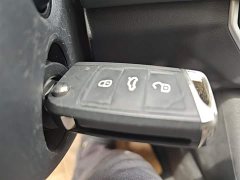 Volkswagen Sagitar 200TSI DSG Feiyue Edition - ფოტო 15