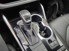 Toyota Highlander 2022 Hybrid 2.5L AWD Luxury 7-Seater - ფოტო 13