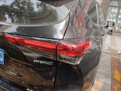 Toyota Highlander 2022 Hybrid 2.5L AWD Luxury 7-Seater - ფოტო 7