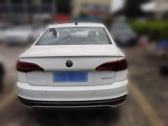 Volkswagen Bora 200TSI DSG Comfort Navigation Edition - ფოტო 10