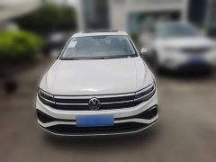 Volkswagen Bora 200TSI DSG Comfort Navigation Edition - ფოტო 5