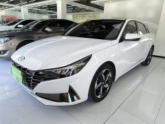 Hyundai Elantra 2022 1.5L CVT Luxury - ფოტო 1