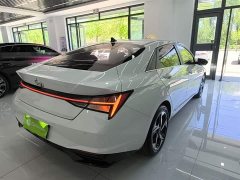 Hyundai Elantra 2022 1.5L CVT Luxury - ფოტო 7