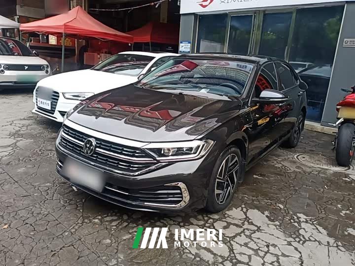 Volkswagen Sagitar 300TSI DSG Excellence Edition