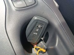 Toyota Corolla 1.8L CVT Luxury - ფოტო 9