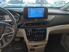 Buick GL8 Land Business Class Comfort Edition - ფოტო 5