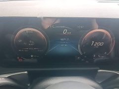 Mercedes-Benz GLB 180 Dynamic - ფოტო 12