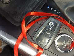 Toyota Venza Hybrid 2.5L E-CVT AWD Premium - ფოტო 17