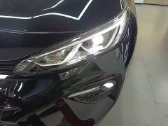 Toyota Venza Hybrid 2.5L E-CVT AWD Premium - ფოტო 18
