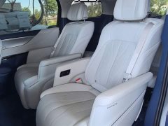 Buick GL8 New Energy Luxe Premium 7-Seater - ფოტო 17
