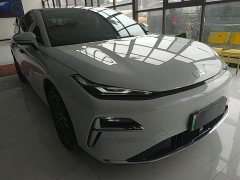 Geely Galaxy Xingyao 8 130km EM-i Premium Edition - ფოტო 4