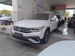 Volkswagen Tiguan L 330TSI Automatic Two-Wheel Drive Comfort Edition - ფოტო 1