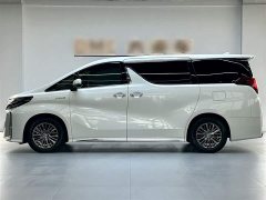 Toyota Alphard Hybrid 2.5L Premium Gold Edition - ფოტო 6