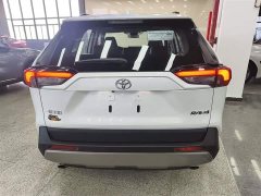 Toyota RAV4 2023 2.0L CVT FWD Fashion Plus - ფოტო 4