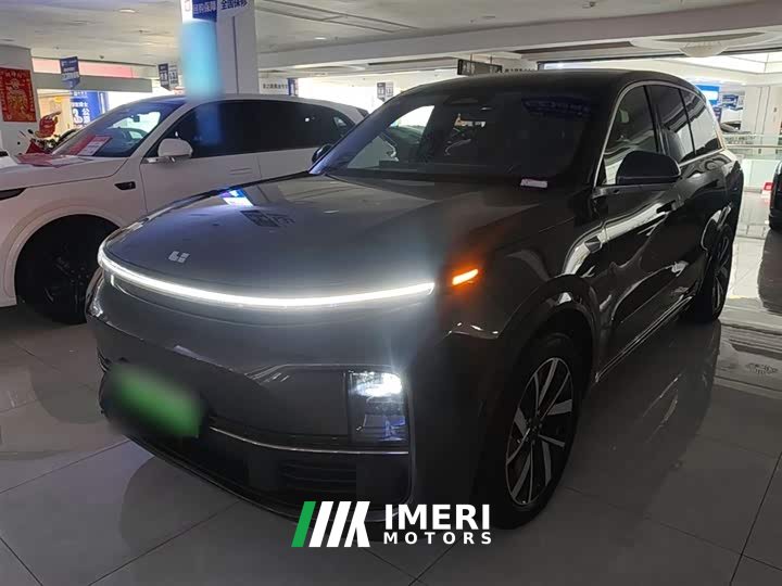 Li Auto L8 Pro - ავტომობილი ჩინეთიდან