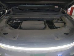 Li Auto L8 Pro - ფოტო 20