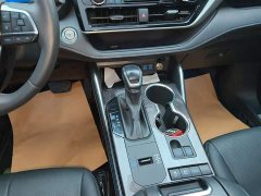 Toyota Highlander Hybrid 2.5L AWD Premium 7-Seater - ფოტო 10