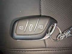 SAIC MG i5 2023 1.5L CVT Luxury - ფოტო 9