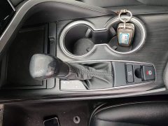 Toyota Camry 2.0G Luxury - ფოტო 14