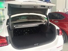 Mercedes-Benz A-Class Facelift A 200 L Fashion Edition - ფოტო 19