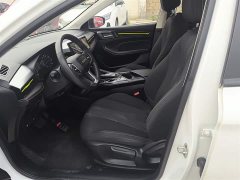 SAIC MG i5 2021 1.5L CVT Platinum Edition - ფოტო 15