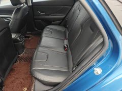 Hyundai Elantra 1.5L CVT GLX Elite - ფოტო 17