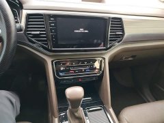 Volkswagen Viloran 2020 330TSI Luxury - ფოტო 6
