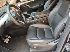 Tesla Model Y Rear-Wheel Drive - ფოტო 15