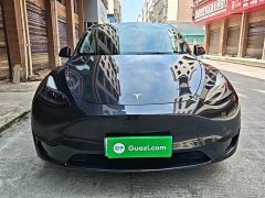 Tesla Model Y Rear-Wheel Drive - ფოტო 3