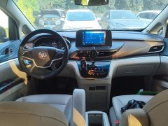 Buick GL8 Land Business Class 652T Comfort - ფოტო 13