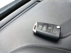 Volkswagen Sagitar 300TSI DSG Excellence Edition - ფოტო 12