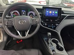 Toyota Camry Hybrid Luxury - photo 10