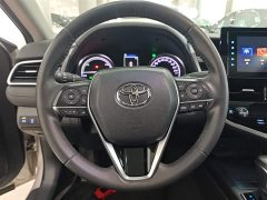 Toyota Camry Hybrid Luxury - photo 11
