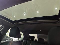 Toyota Camry Hybrid Luxury - photo 18