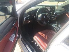BMW 5 Series Facelift 530Li Premier M Sport Package - ფოტო 12