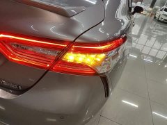 Toyota Camry 2021 Hybrid 2.5HS Sharp Luxury Edition - ფოტო 8