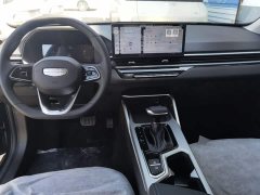 Geely Emgrand 4 Million Commemorative Edition 1.5L CVT Excellence - ფოტო 10