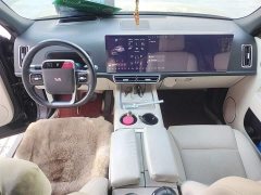 Li Auto L9 Max - ფოტო 13