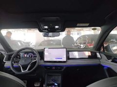 Volkswagen Taos L 380TSI AWD Luxury Easy Package - ფოტო 14