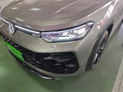 Volkswagen Taos L 380TSI AWD Luxury Easy Package - ფოტო 18