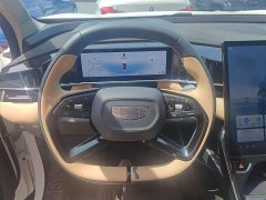 Geely Boyue L 2023 1.5TD DCT Luxury - ფოტო 7