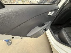 Kia K3 2020 1.5L CVT Sharp Sunroof Edition - ფოტო 14