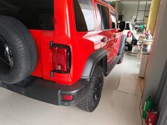 Tank 300 Off-Road Edition 2.0T Challenger - ფოტო 8