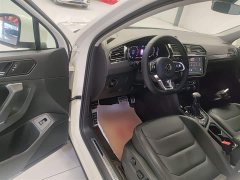 Volkswagen Tiguan L 380TSI Automatic AWD R-Line Premium 7-Seater - ფოტო 16