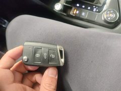 Volkswagen Tiguan L 380TSI Automatic AWD R-Line Premium 7-Seater - ფოტო 9