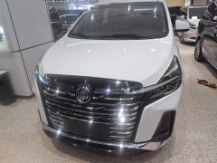 Buick GL8 Land Business Class Comfort Edition - ფოტო 3