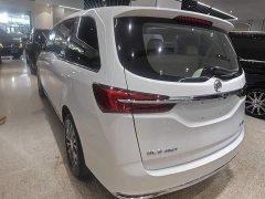 Buick GL8 Land Business Class Comfort Edition - ფოტო 5