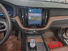 Volvo XC60 B5 AWD Smart Remote Luxury Edition - ფოტო 13