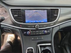 Buick Junyue 652T Luxury - ფოტო 9