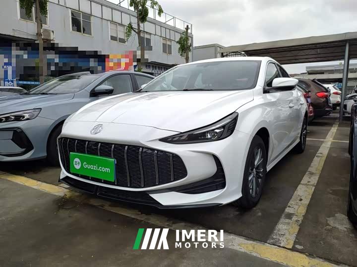 SAIC MG5 180DVVT Global Luxury Edition